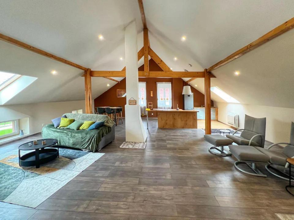 Loft Spacieux En Pleine Foret Bining Luaran gambar