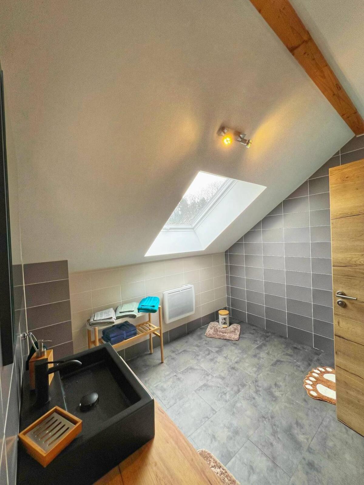 Loft Spacieux En Pleine Foret Bining Luaran gambar